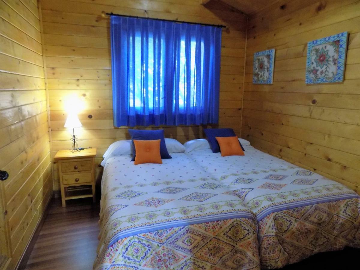 Cabanas De Madera La Florida Arroyo Frio Exterior foto